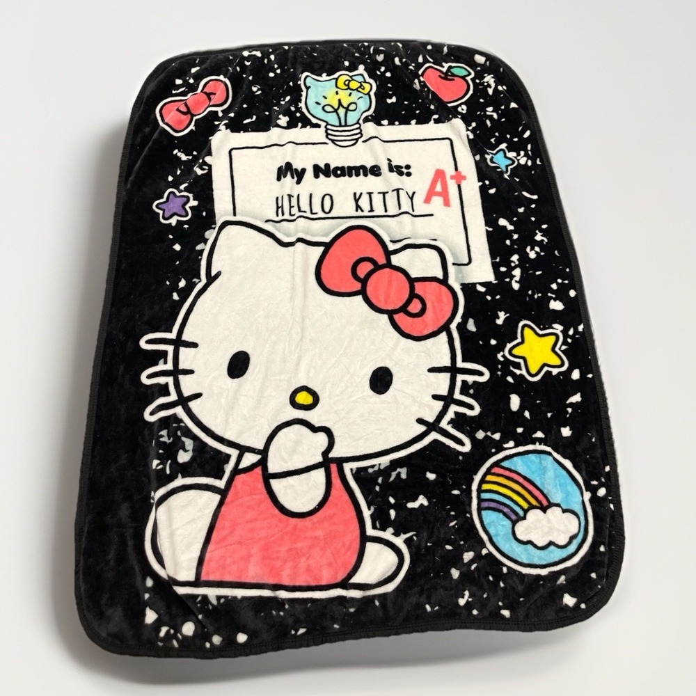 Blanket - Hello Kitty and Friends Notebook 40x60 Silk Touch Soft Throw Black NEW
